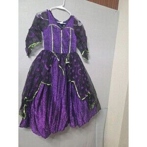 Beautiful girls witch costume